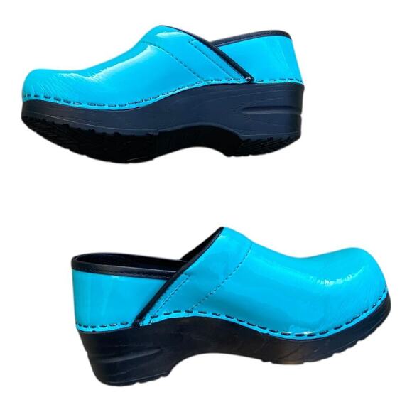 Sanita Clogs Womens Turquoise Patent Leather Slip-On Nurse Shoes Size EUR 35 US4 - Picture 2 of 15